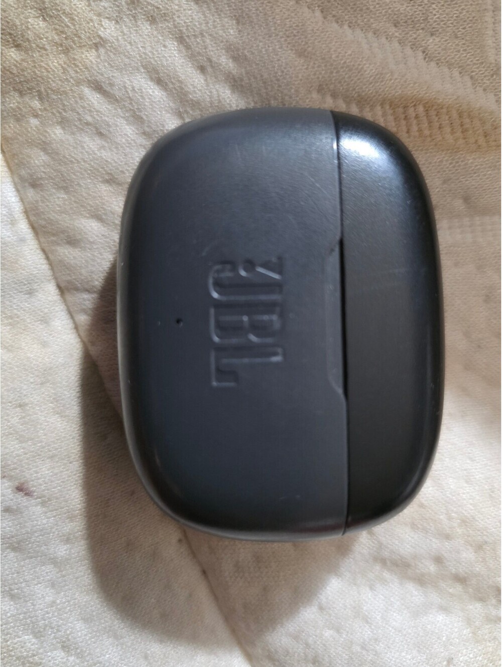 Nwot JBL True Wireless Earbuds with Charging Case - Black